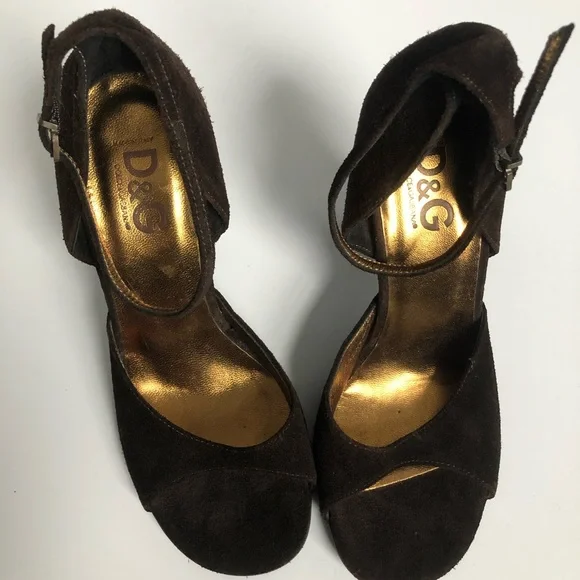 Vintage Dolce & Gabbana Peep Toe Sandals with Ankle Strap - Picture 4 of 8